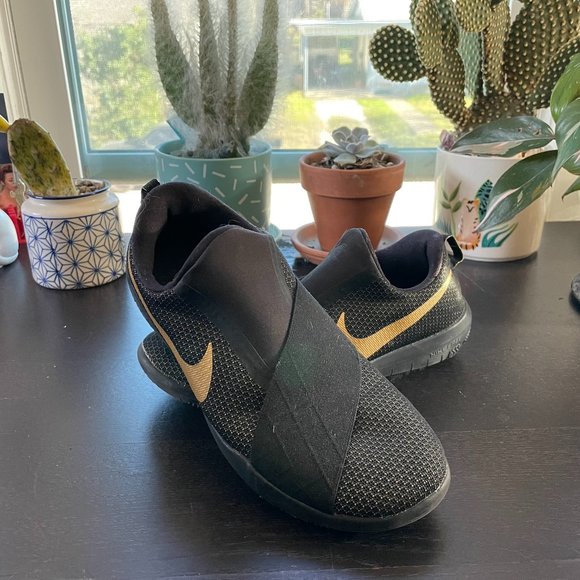 NIKE Free Connect AMP WMNS 872977-001 Black/Metallic Gold - Picture 7 of 9